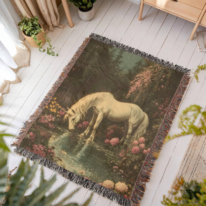 Unicorn in Bloom Blanket